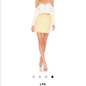 LPA skirt 690 creamsicle size S